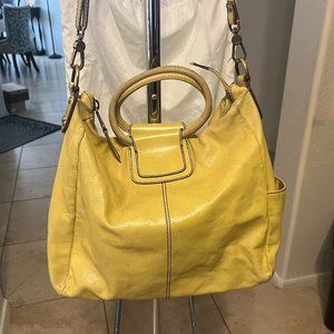 Hobo Sheila-Iconic-Crossbody Bag-Leather-Lemon grass-Used-In Great Shape-Duster